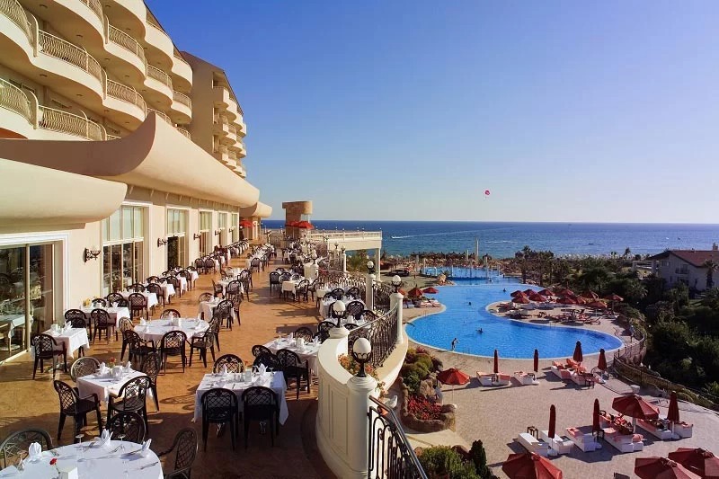 Starlight Resort Hotel