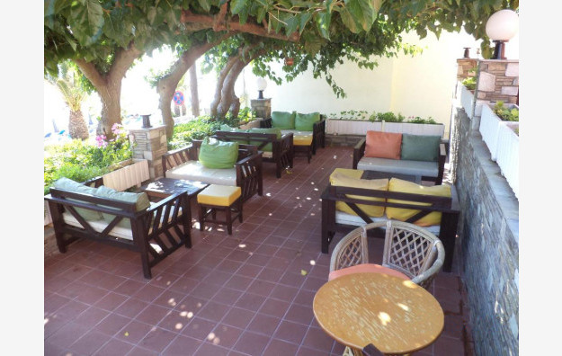 Hotel Polihrono Beach