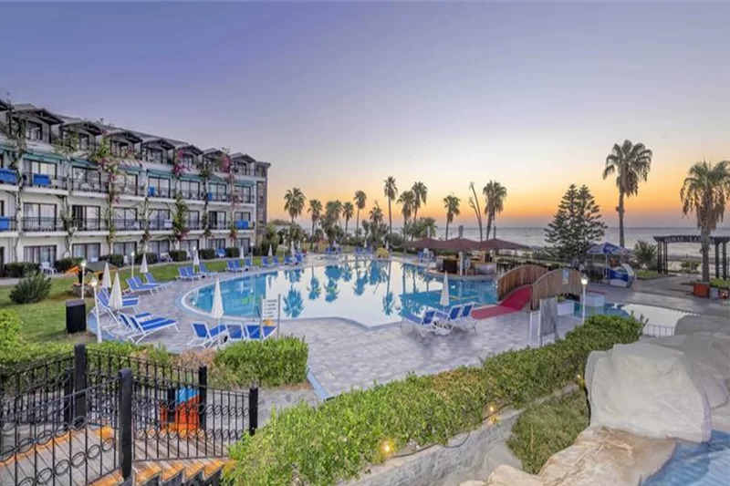 Armas Labada Hotel