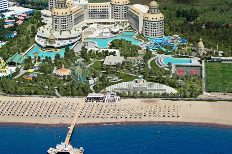 Delphin Be Grand Resort Hotel