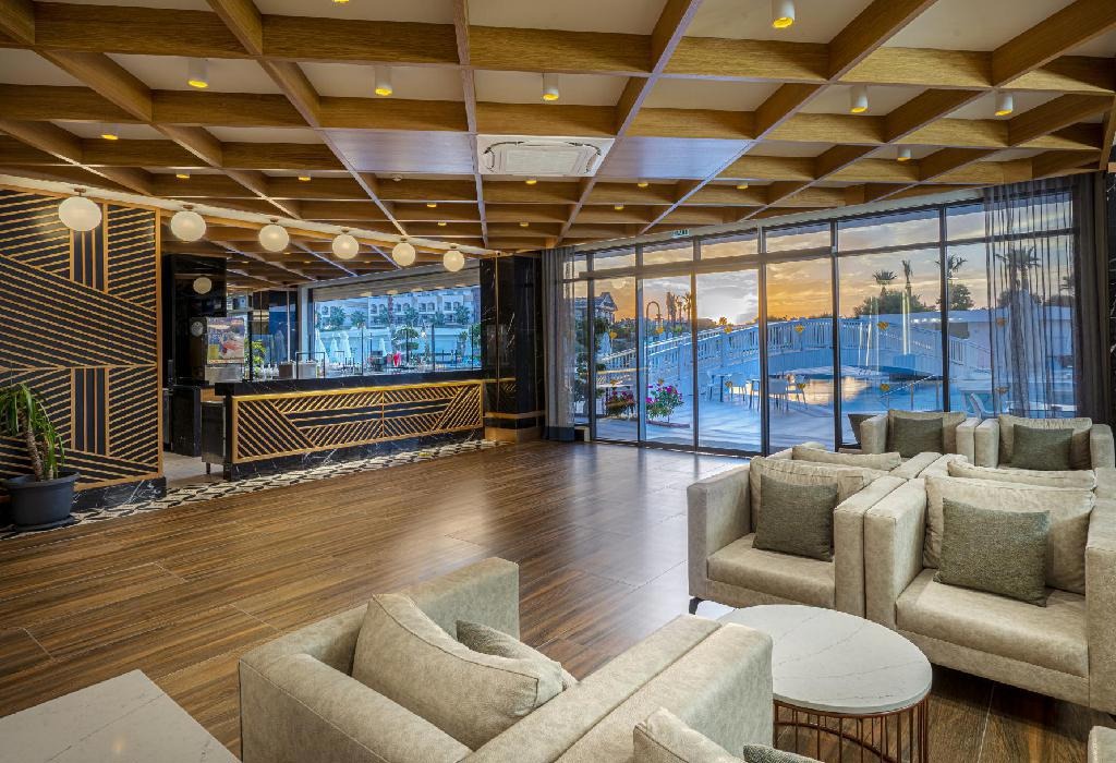 Diamond De Luxe Hotel & Spa