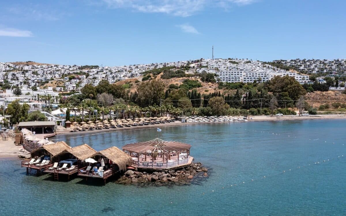 Golden Beach Hotel