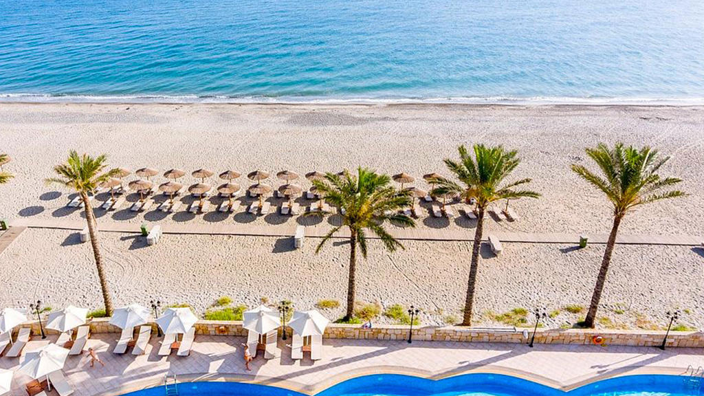 Caldera Beach Hotel