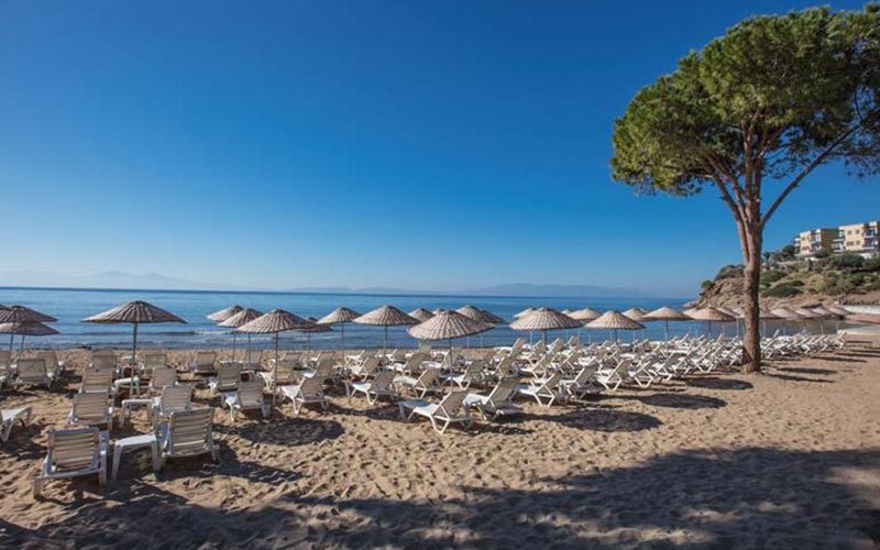 Aria Claros Beach & Spa Resort Hotel