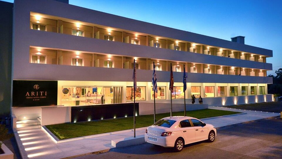Ariti Grand 