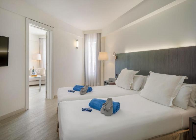 Sol House The Studio Hotel