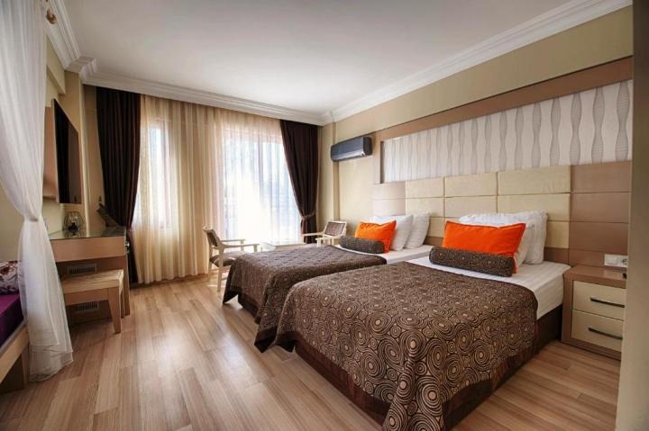 Hotel Mendos Garden Exclusive