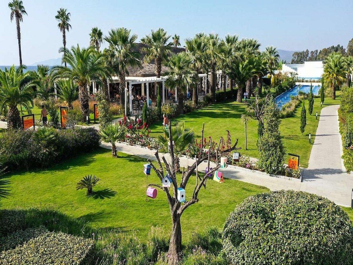 Palmwings Ephesus Beach Resort