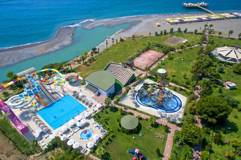 Raymar Resort Hotel