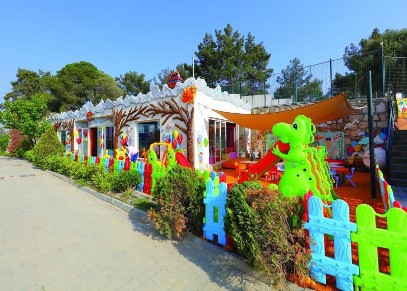 Otium Sealight Beach Resort Kusadasi Hotel