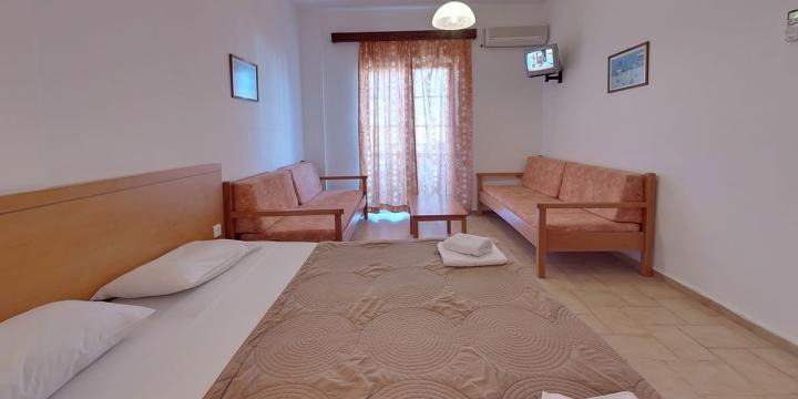Hotel Marirena