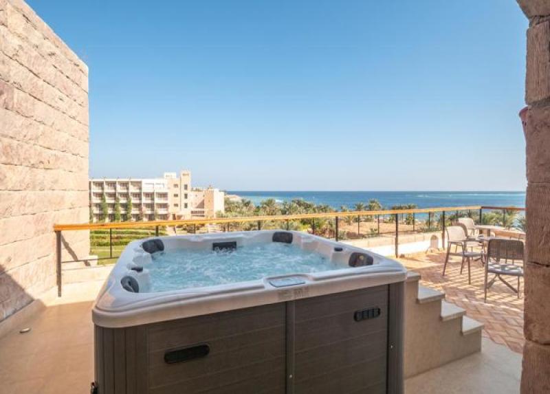 Fort Arabesque Beach Resort & Spa Hotel