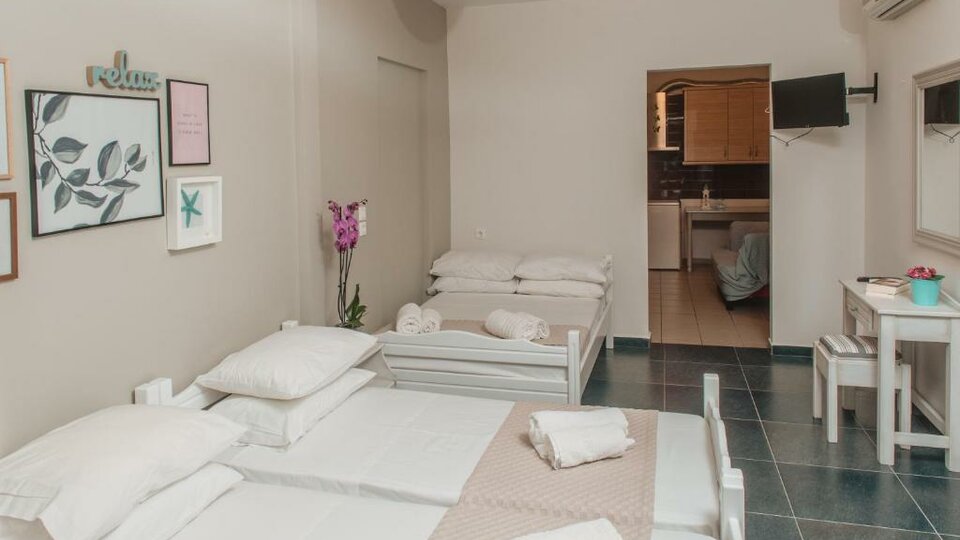 Hotel Aqua Beachfront