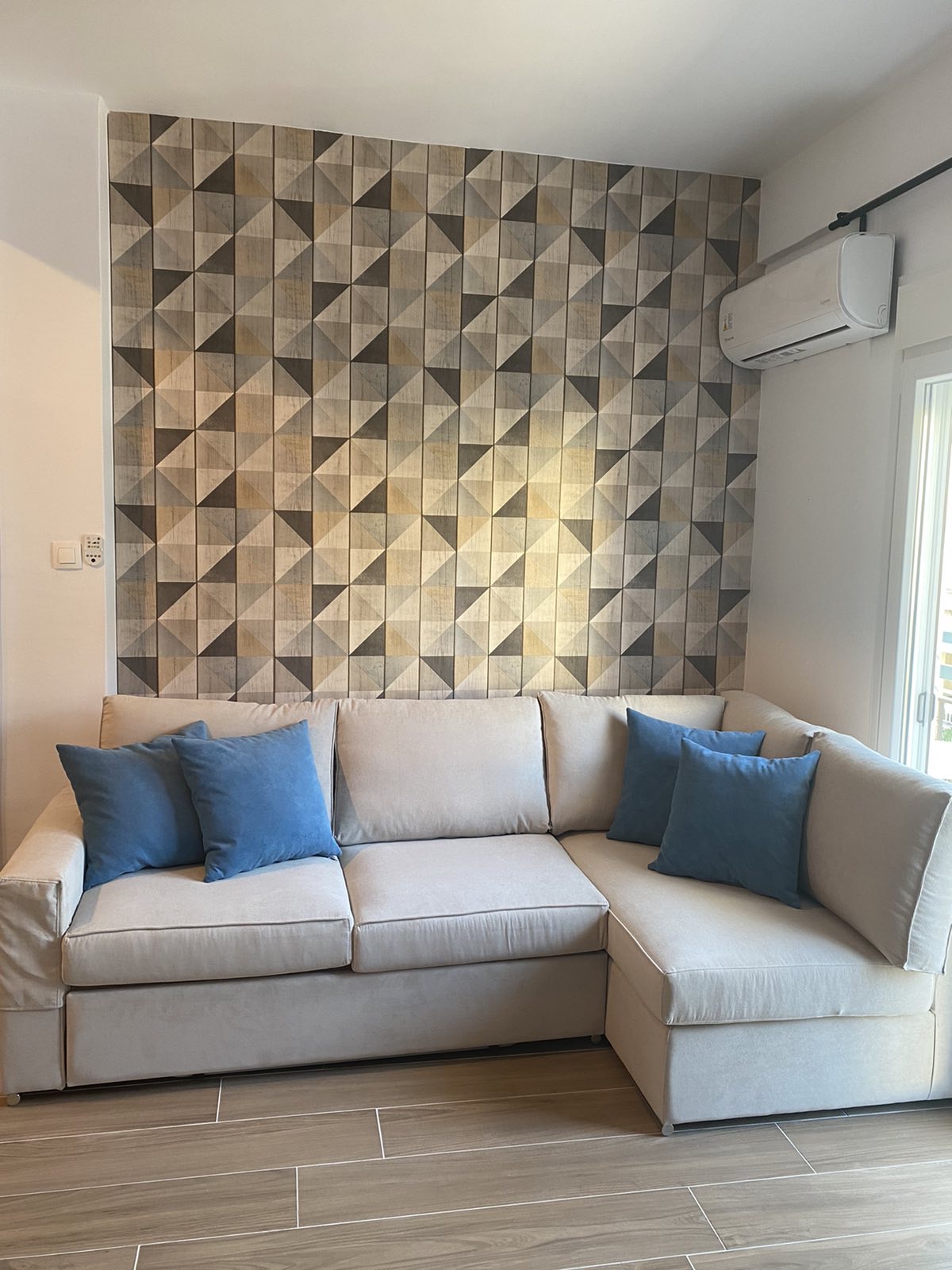 Apartmani Avge