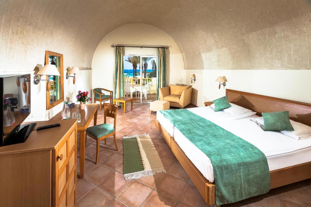 Calimera Delfino Beach Resort & Spa