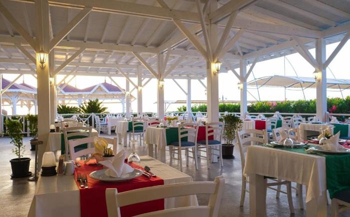 Hotel Crystal Flora Pearl Collection