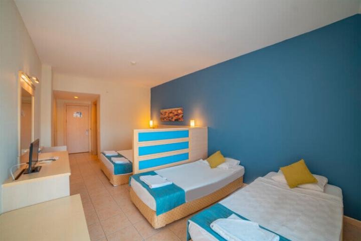 Aska Bayview Hotel