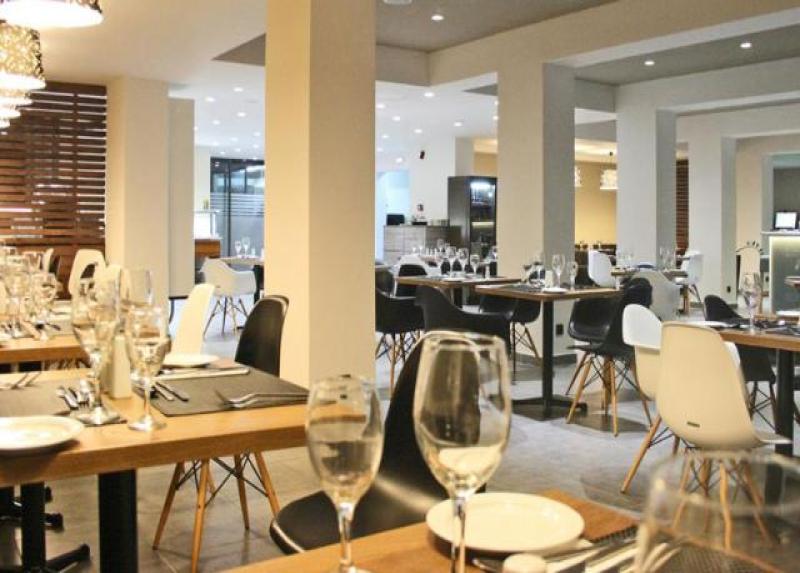 Amphitryon Boutique Hotel