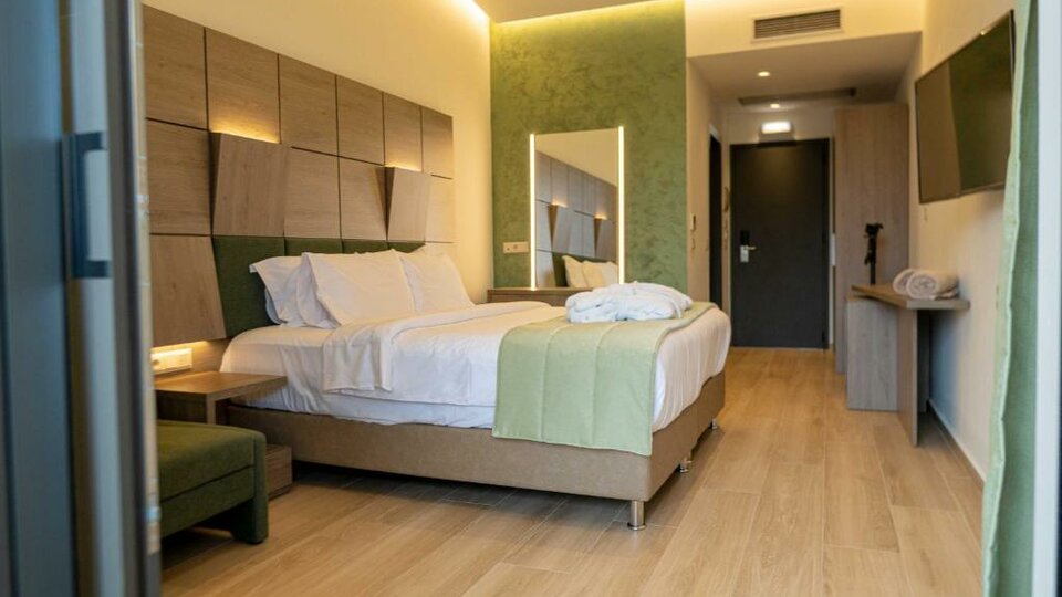 Hotel Mirror