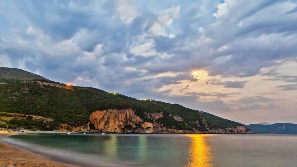 Enjoy Lichnos Bay Village