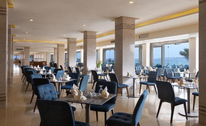 Pick Albatros Beach Resort