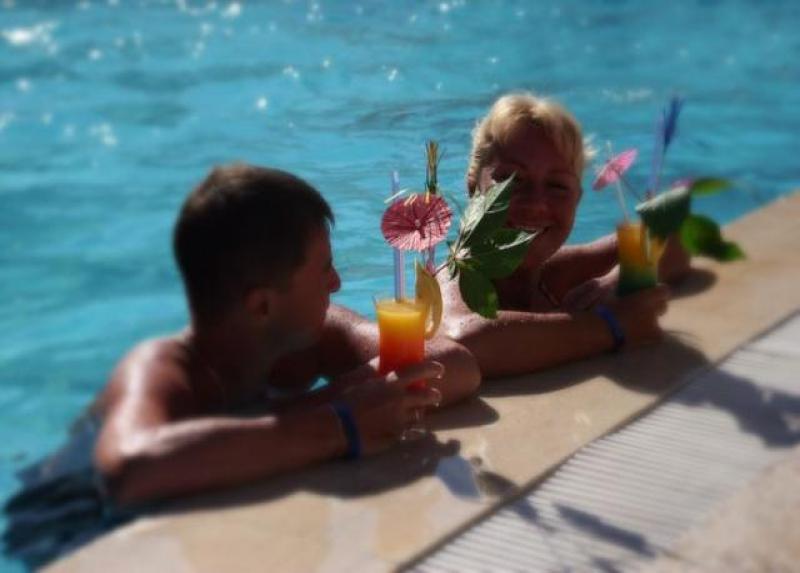 Kleopatra Beach Hotel