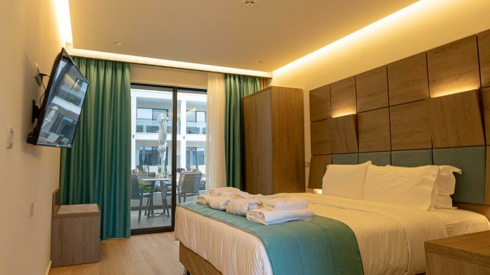 Hotel Mirror