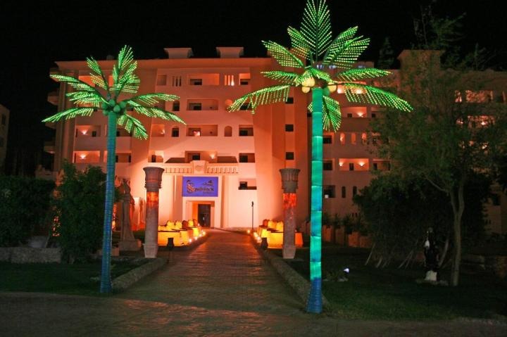 Sphinx Hurgada Aqua Park Beach Resort