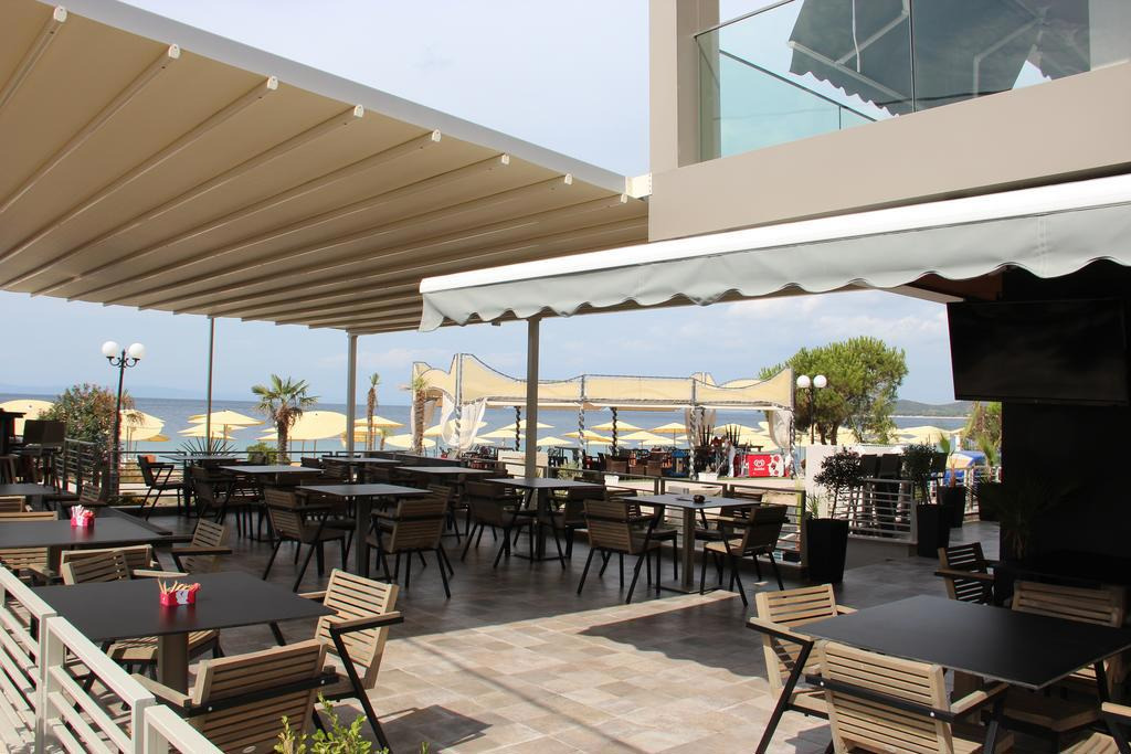 Akti Toroni Boutique