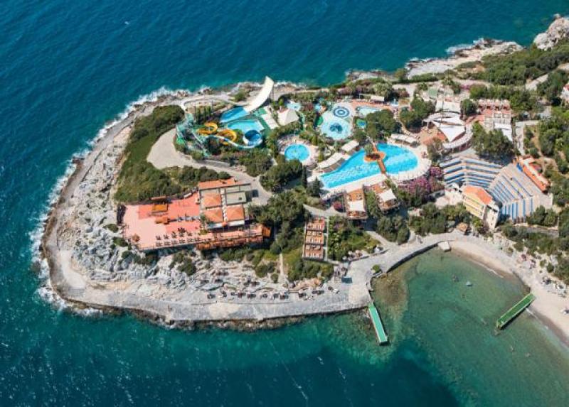 Pine Bay Holiday Resort Hotel