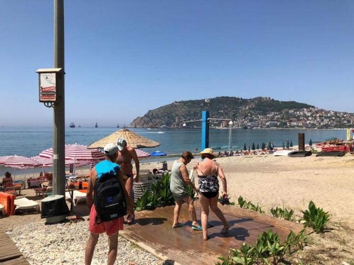 Arsi Enfi City Beach