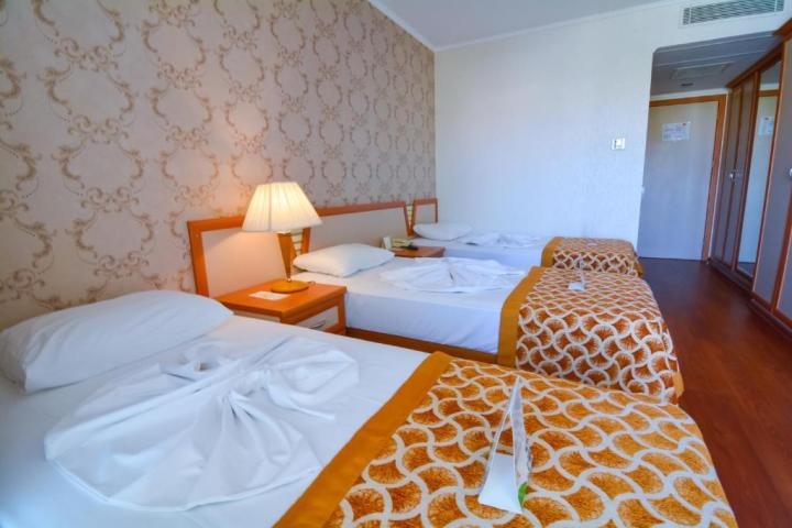 Hotel Pine House
