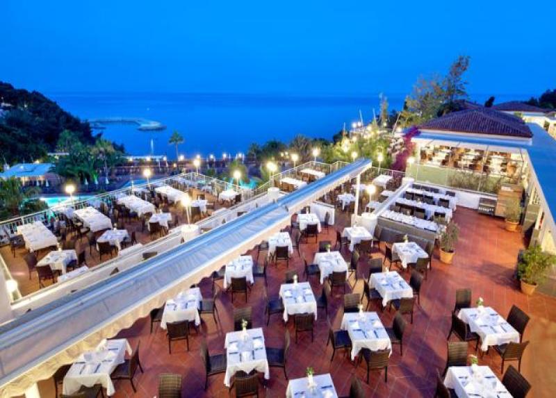 Pine Bay Holiday Resort Hotel