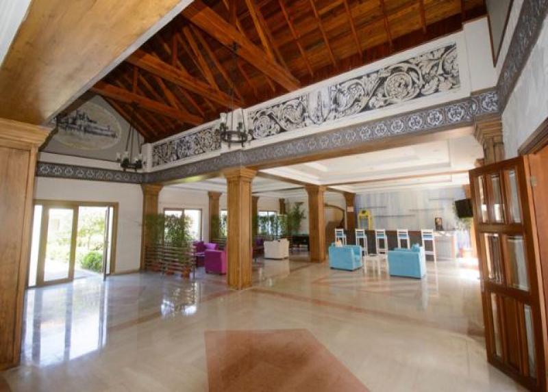 Tiana Beach Hotel