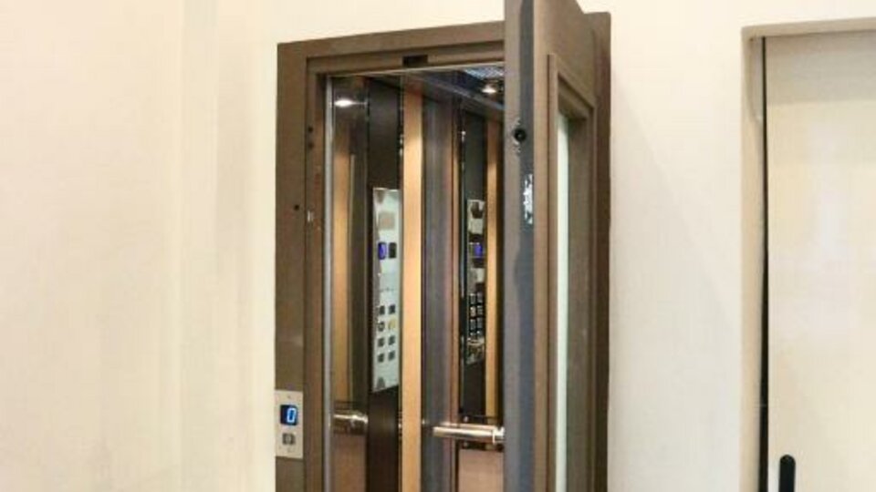 Akti Hotel