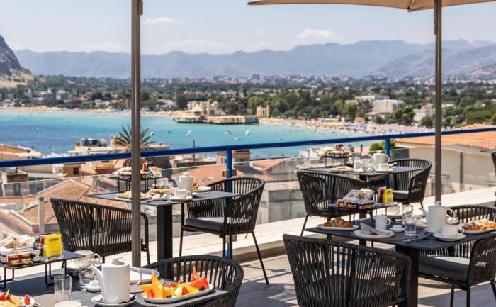 Glam Spa Resort and Terrace