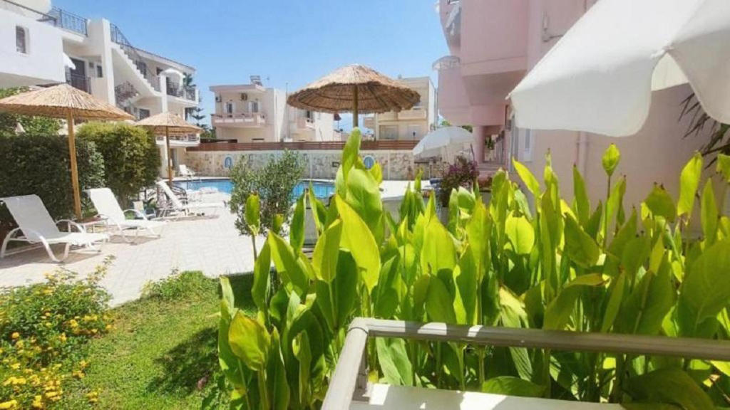 Flamingo Hotel