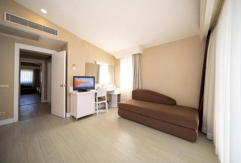 Sueno Hotels Beach Side
