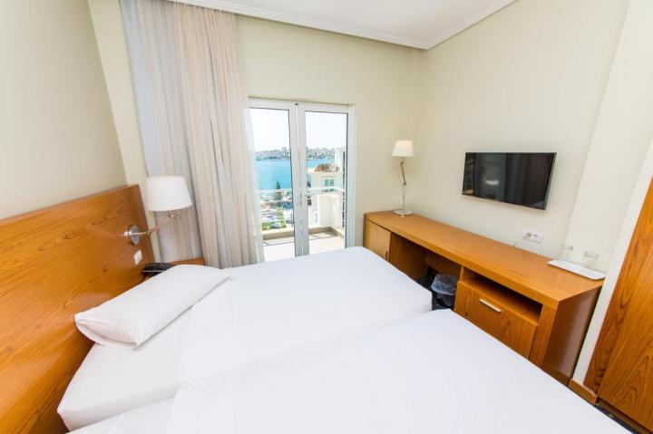 Hotel Agimi & S