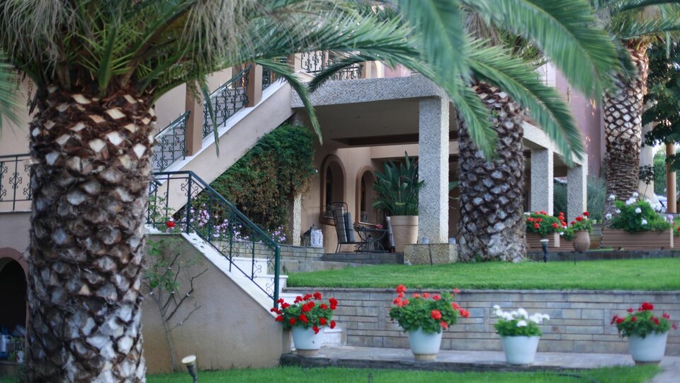 Ocean View Beach Hotel 