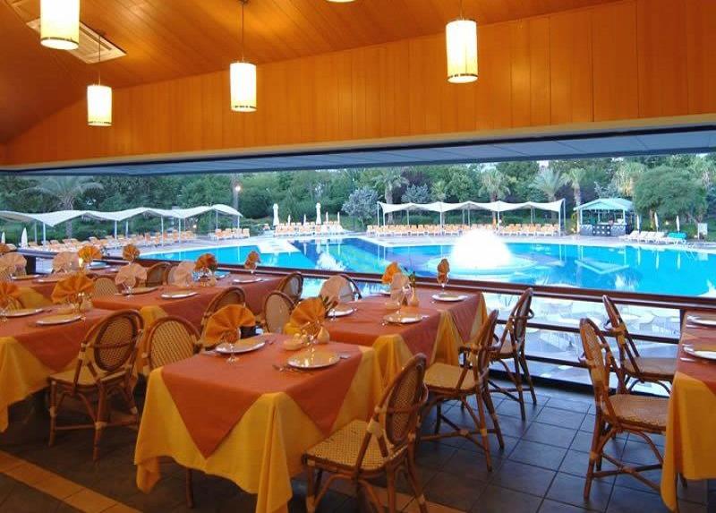 Queens Park Le Jardin Hotel