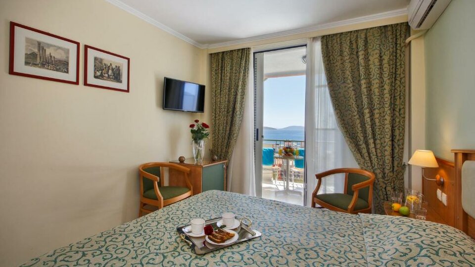 Hotel Tolon Holidays