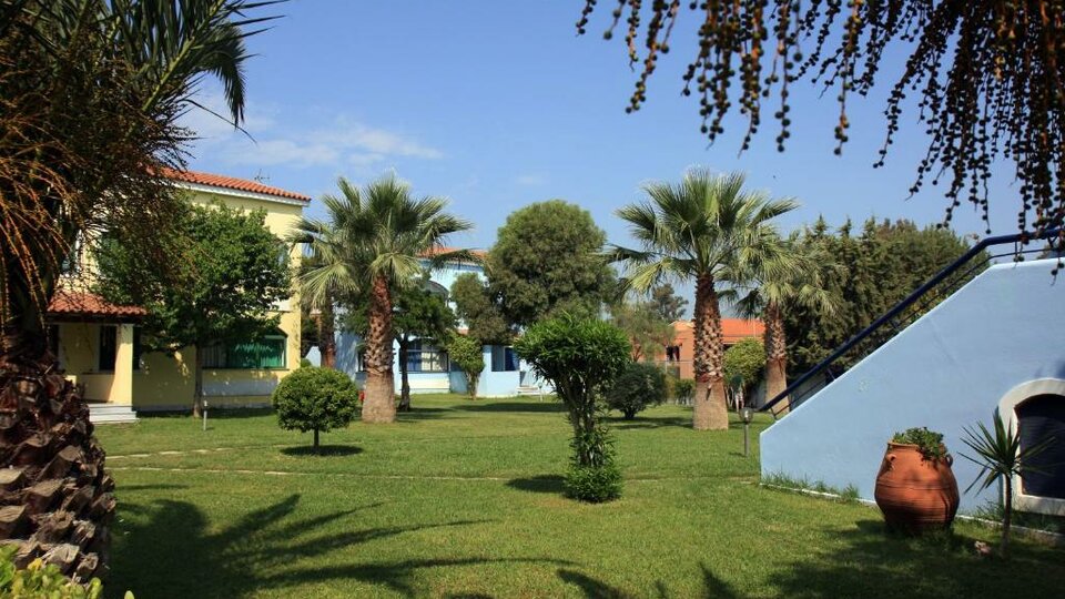 Govino Bay 