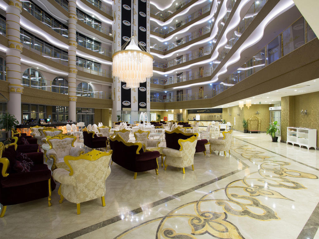 Water Side Resort and Spa
