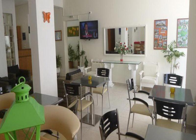 Karafelas Aparthotel