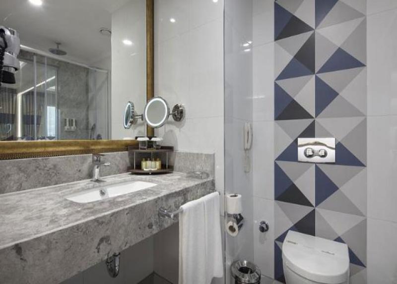 Granada Luxury Beach Hotel
