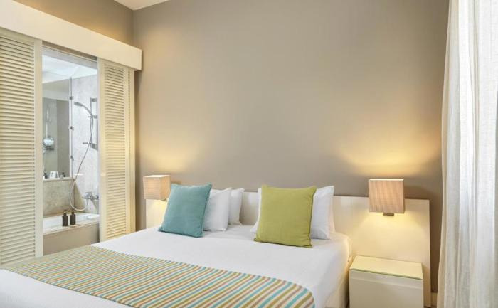 Hotel Ancient Sands Golf Resort and Residences