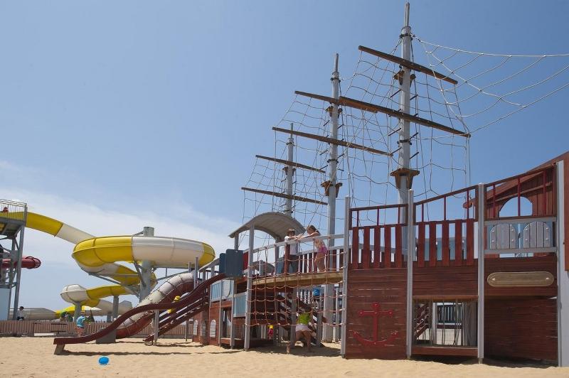 Hotel Louis Phaethon Beach
