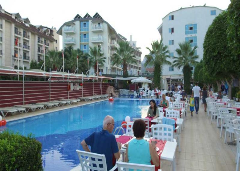 Armas Beach Hotel