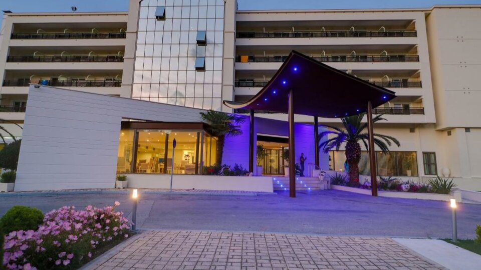 Olympian Bay Grand Resort